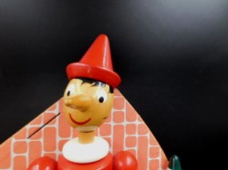 3 pinocchios b